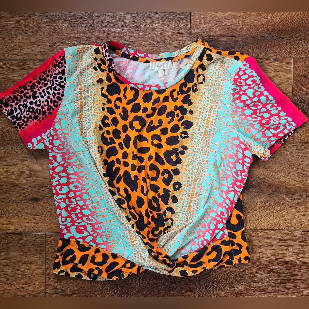 Love J Multi Colored Animal Print Top Sz L